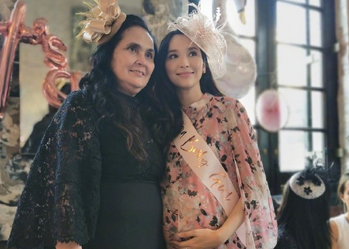 吴佩慈承认已诞下第四胎女儿 开心自曝女儿长得像爸爸
