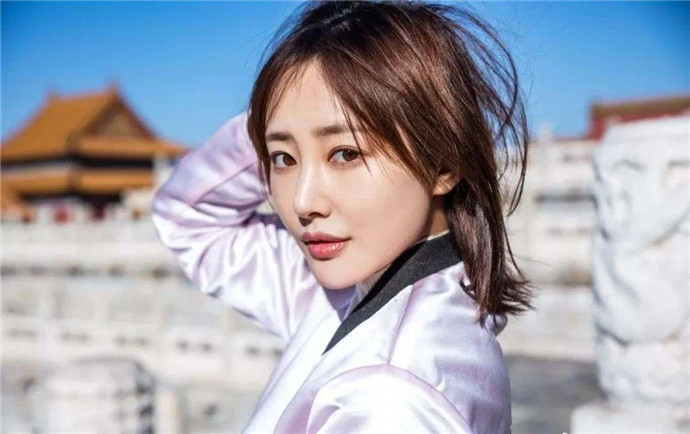 李纯王鸥怎么那么相似 揭秘两人私下是什么关系