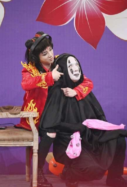 沈腾无脸男太好笑了 网友调侃：吓到小朋友了！