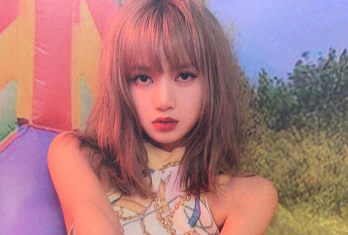 Lisa青你2舞台 选手尖叫不断Lisa舞姿炸全场