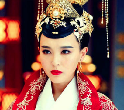 这个皇帝让位给叔叔，最后5岁太子登基成明君