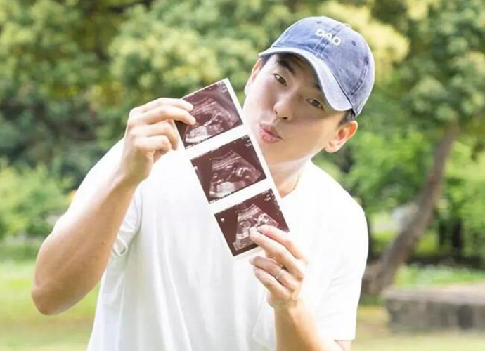 柯有伦爱妻怀孕 结婚一周年宣布家庭新成员双喜临门
