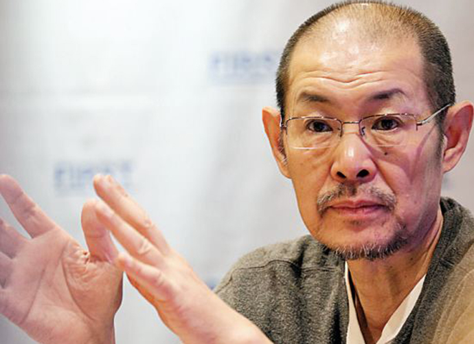 芦苇评价陈凯歌 团伙解散“陈导演也是一路下坡了”