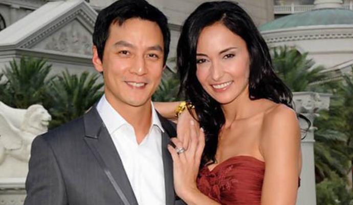 吴彦祖结婚10周年 夫妻感情恩爱如初让人羡慕