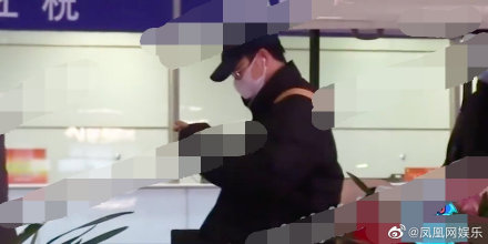 彭昱畅张婧仪同返公寓一夜未出 疑似恋情曝光