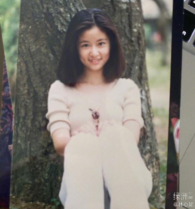 林心如16岁旧照曝光 笑容甜美小酒窝很迷人