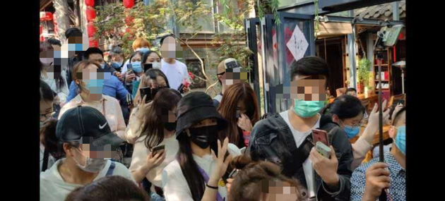 杨超越提醒粉丝不要聚集:安全最重要!