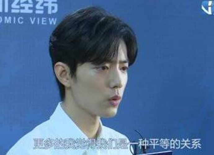 肖战专访回应争议 不认同偶像要管理粉丝这样的说法