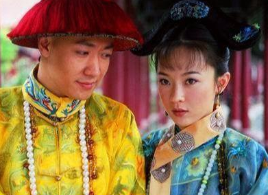 和裕皇贵妃是什么来历？嘉庆​第一妃，出身低微却生下皇长子