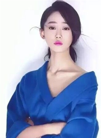李艳超照片