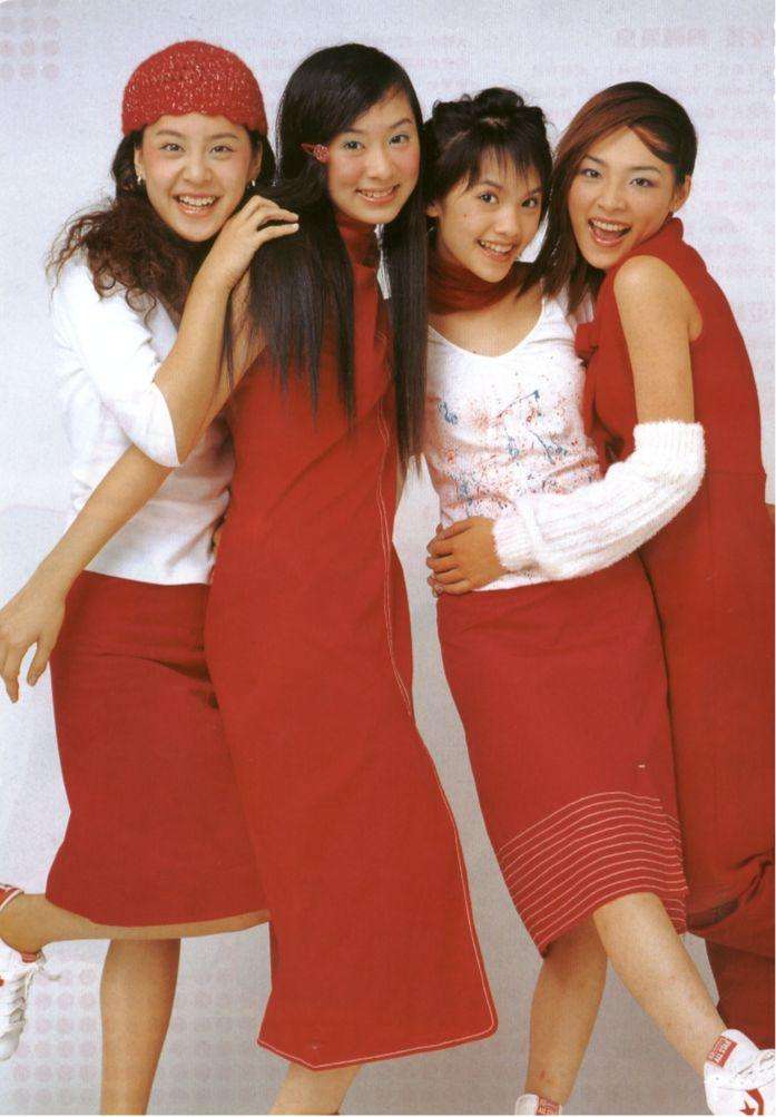 4 in Love照片
