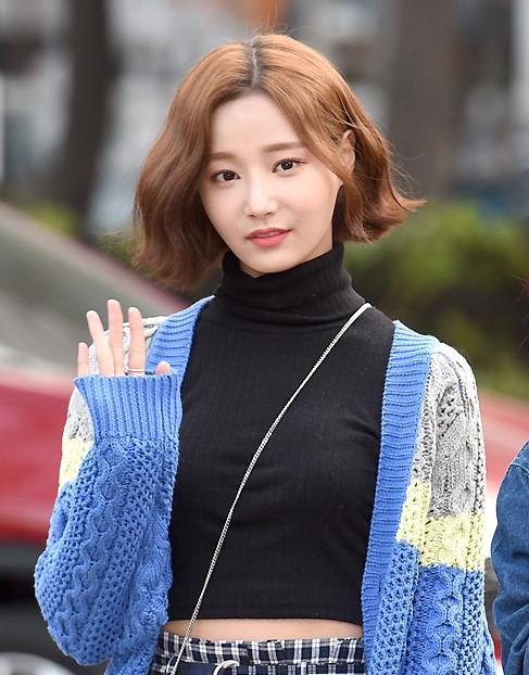 YEONWOO照片