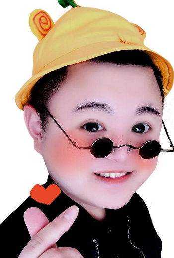 吃货邱小胖照片