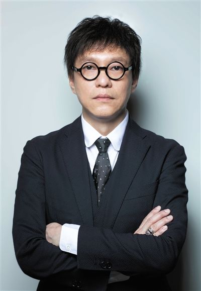 梁翘柏照片