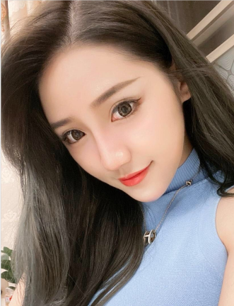 美妮NiNi照片