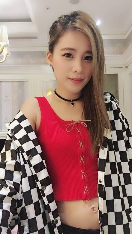 陈曼青照片