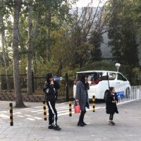 偶遇李小璐母女怎么回事 偶遇李小璐母女是在哪里