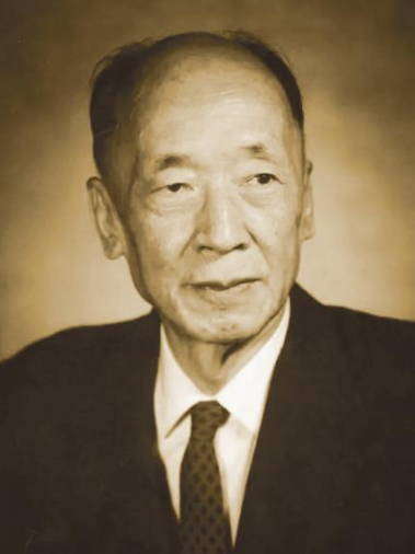 李济
