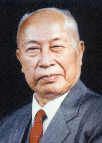 黎雄才