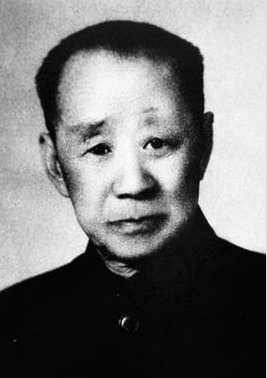 翁文灏一生都做有哪些事情 中国早期的最著名地质学家翁文灏简介