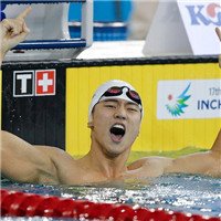 宁泽涛100米自由泳决赛破全国纪录夺冠