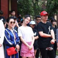 少女大人演员表 少女大人剧情介绍