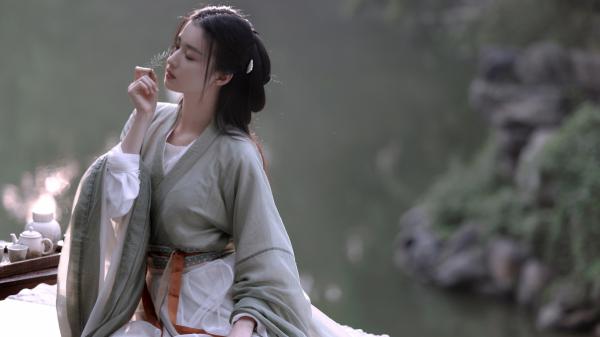 姜诗念厉忱小说名字免费 白月光携子归来，她假装流产离婚章节阅读