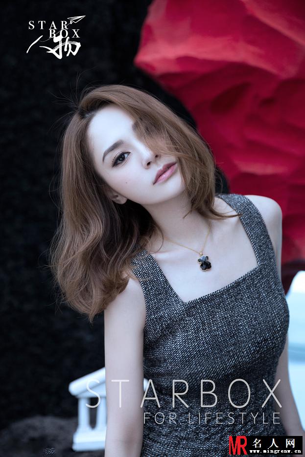 眼神杀！阿娇全新写真曝光 酷酷造型霸气十足(1)