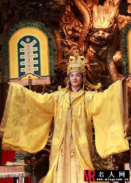 新西厢记太子剧照(1)