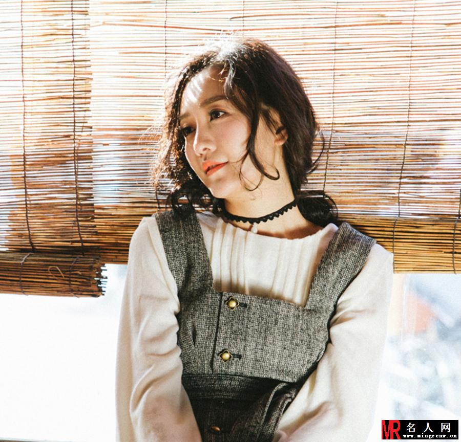 王鸥日系温暖写真 演绎森女风诱惑(1)
