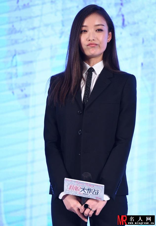 倪妮证实黄晓明baby10月8日大婚 将当伴娘(1)