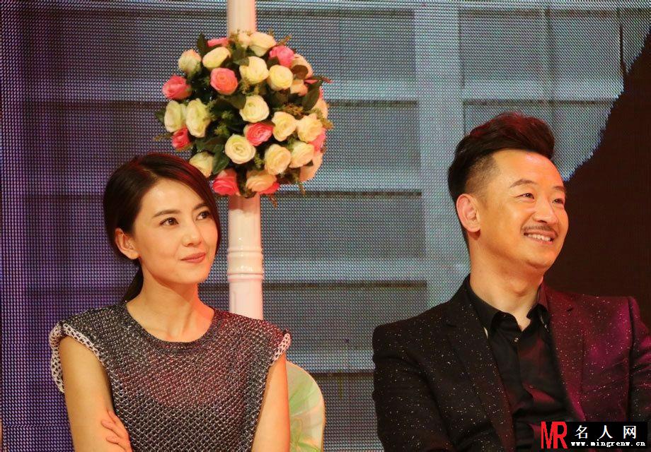 《咱们结婚吧》高圆圆黄海波做客天天向上(1)