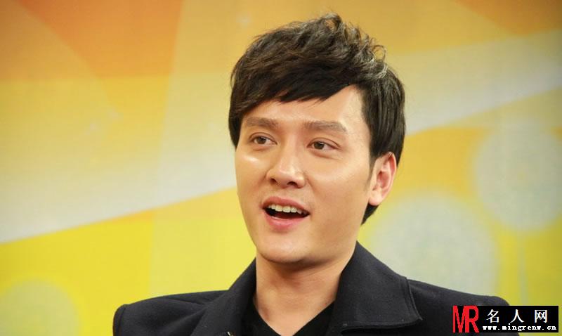 2011年冯绍峰做客腾讯名人坊 幽默谈吐引人喜爱(1)
