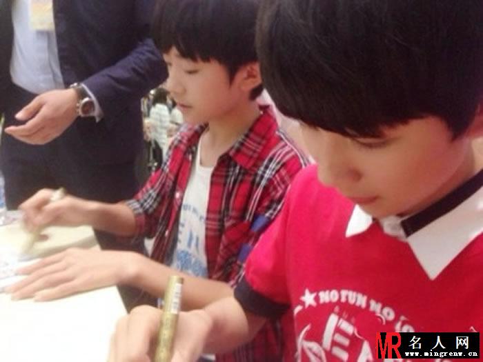 TFBOYS王源2014年生活照集(1)