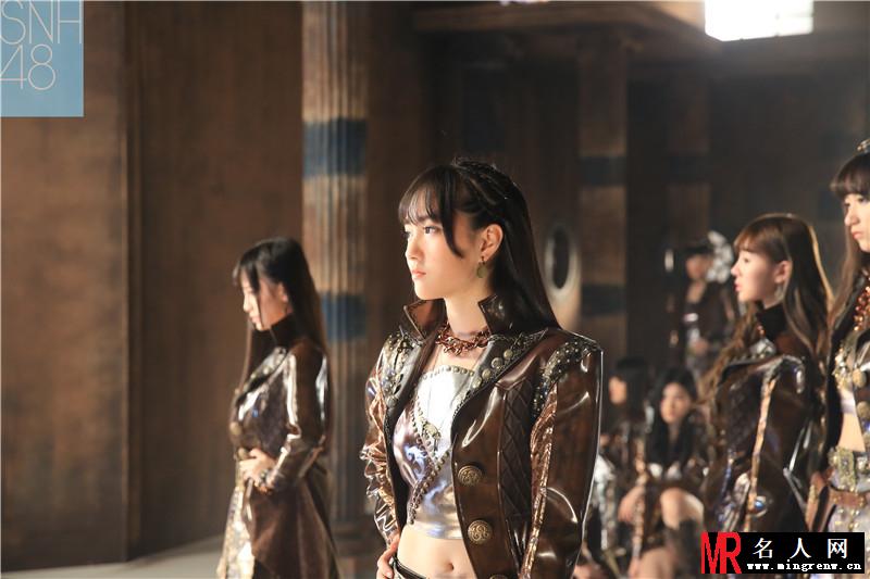 SNH48最新MV呜吒曝光 劲歌热舞秀美腿(1)