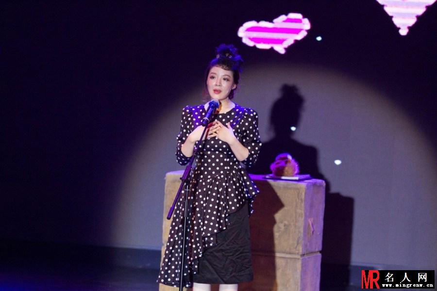 音乐剧任天堂复演 80后演员大尺度演出(1)