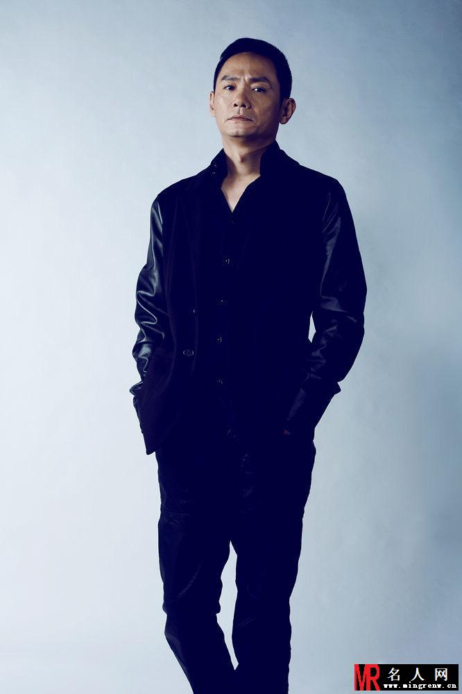 果静林都市写真曝光 演绎冷酷坏男人(1)