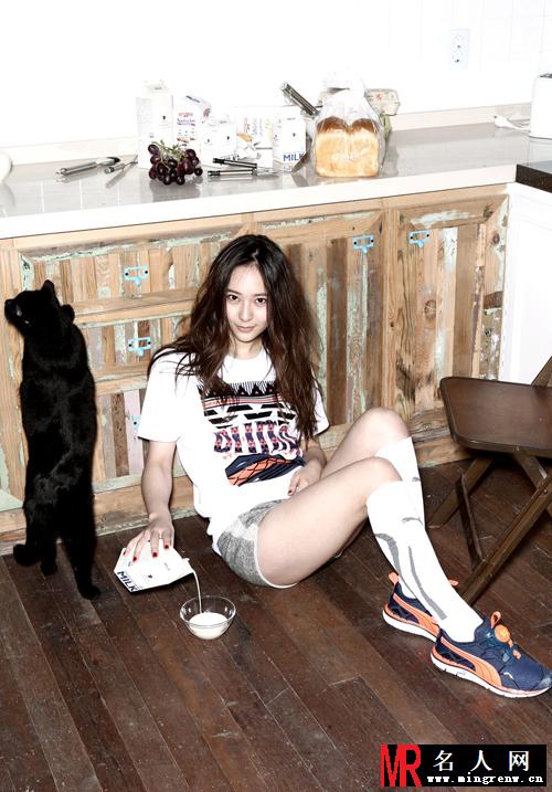 Krystal潮搭写真 颓废背景诠释街头少女(1)