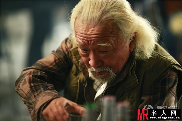 北京时间老年时长工剧照(1)