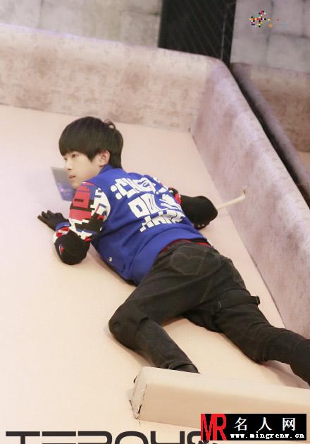 TFBOYS参加《疯狂的麦咭》 各种困难关卡恐怖来袭(1)