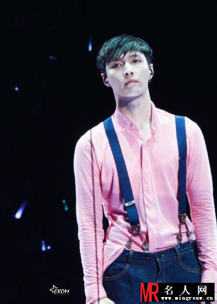 EXO张艺兴上海演唱会solo镜头集合(1)