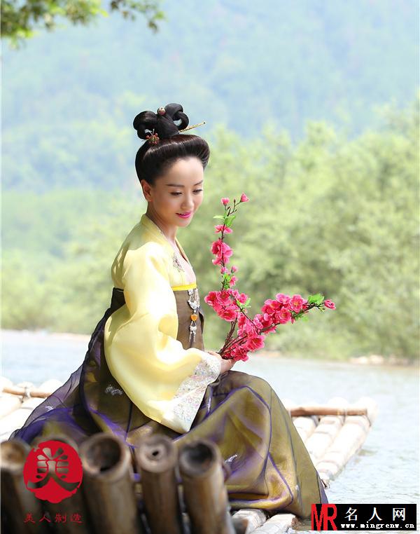美人制造杨蓉剧照 百变造型显华丽(1)