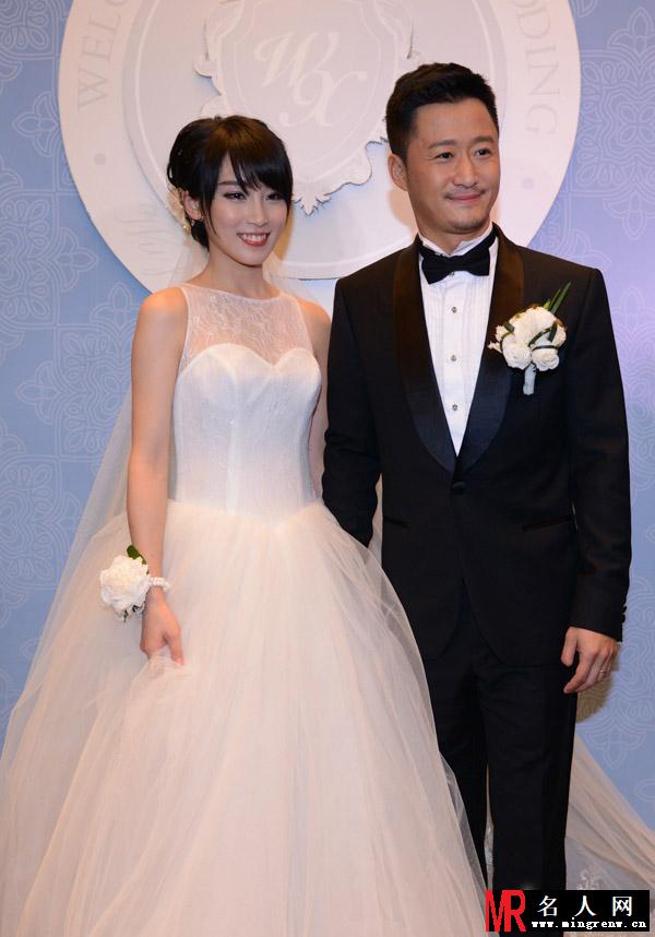 吴京谢楠婚礼激情热吻 武打小生喜当爹(1)