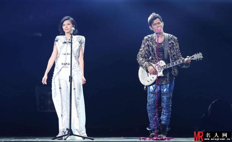 周杰伦台北小巨蛋开演唱会 邀请人妻孙燕姿当嘉宾(1)