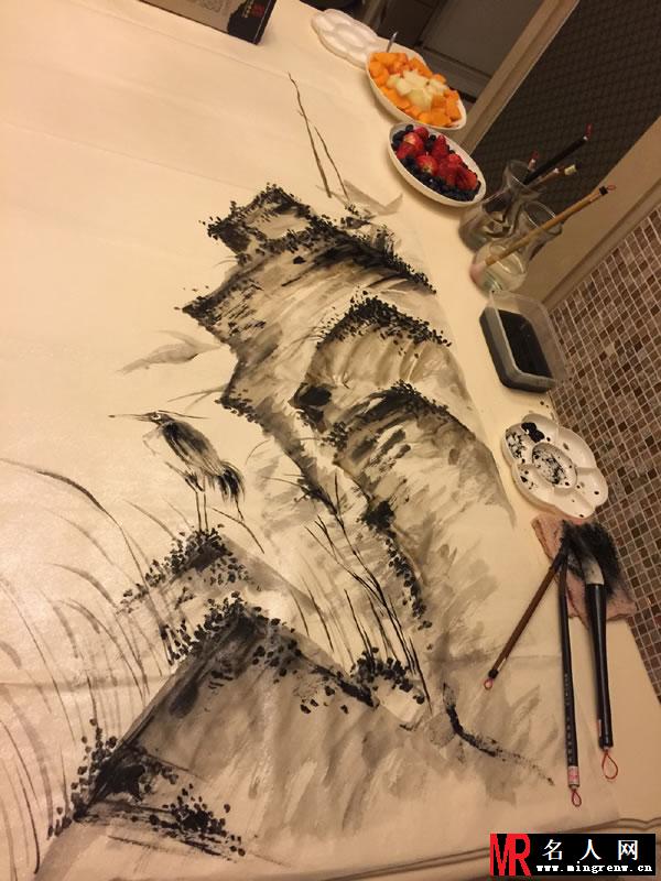 张馨予曝画国画全过程 安静文艺贤惠而有才华(1)