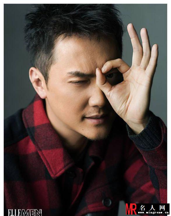 冯绍峰登《香港ELLEMEN》11月刊 时尚而儒雅(1)