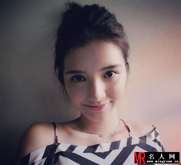 武大校花大pk 黄灿灿吴倩王維琳李莎旻子美照集合(1)