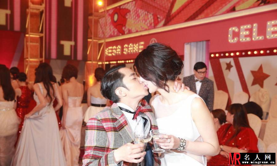 王祖蓝成功求婚 娱乐圈最萌身高差情侣知多少(1)