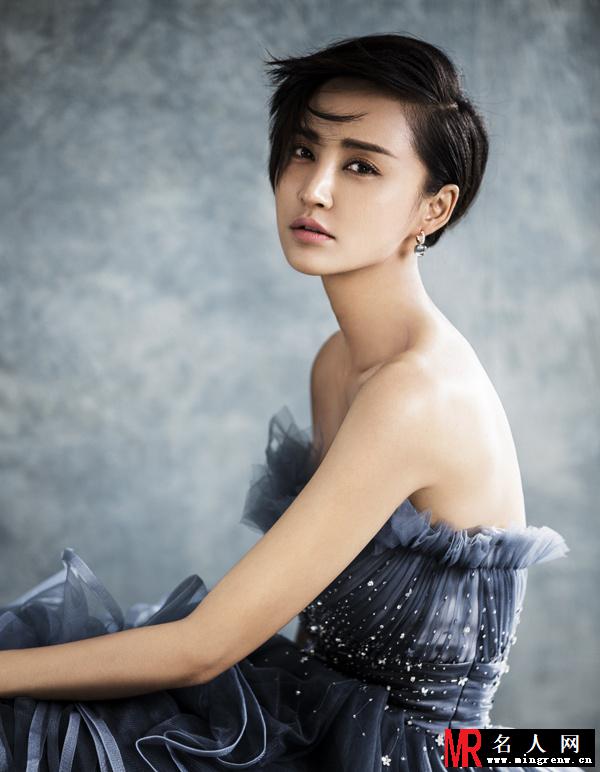 张歆艺婚纱写真曝光 大展迷人笑容惹人爱(1)