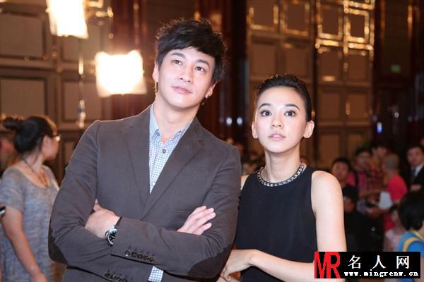 陈意涵乔任梁《小时代》发布会曝光吻戏(1)